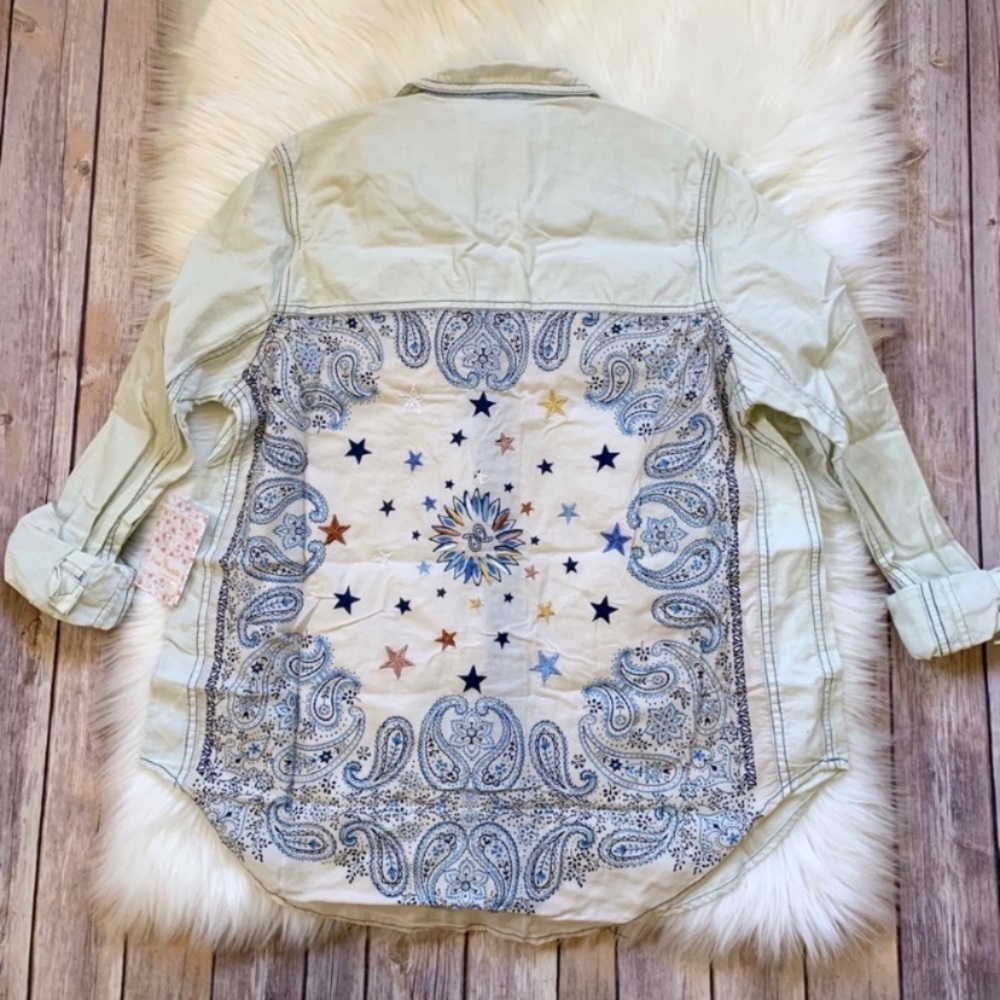 Free People Oversized Bandana Bandit Button Down - Picture 6 of 6